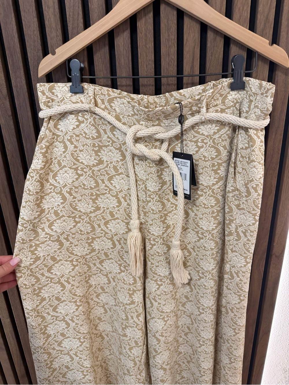 Adrianna Papell Pull on Rope Tie Pants with Pockets - Beige and Cream